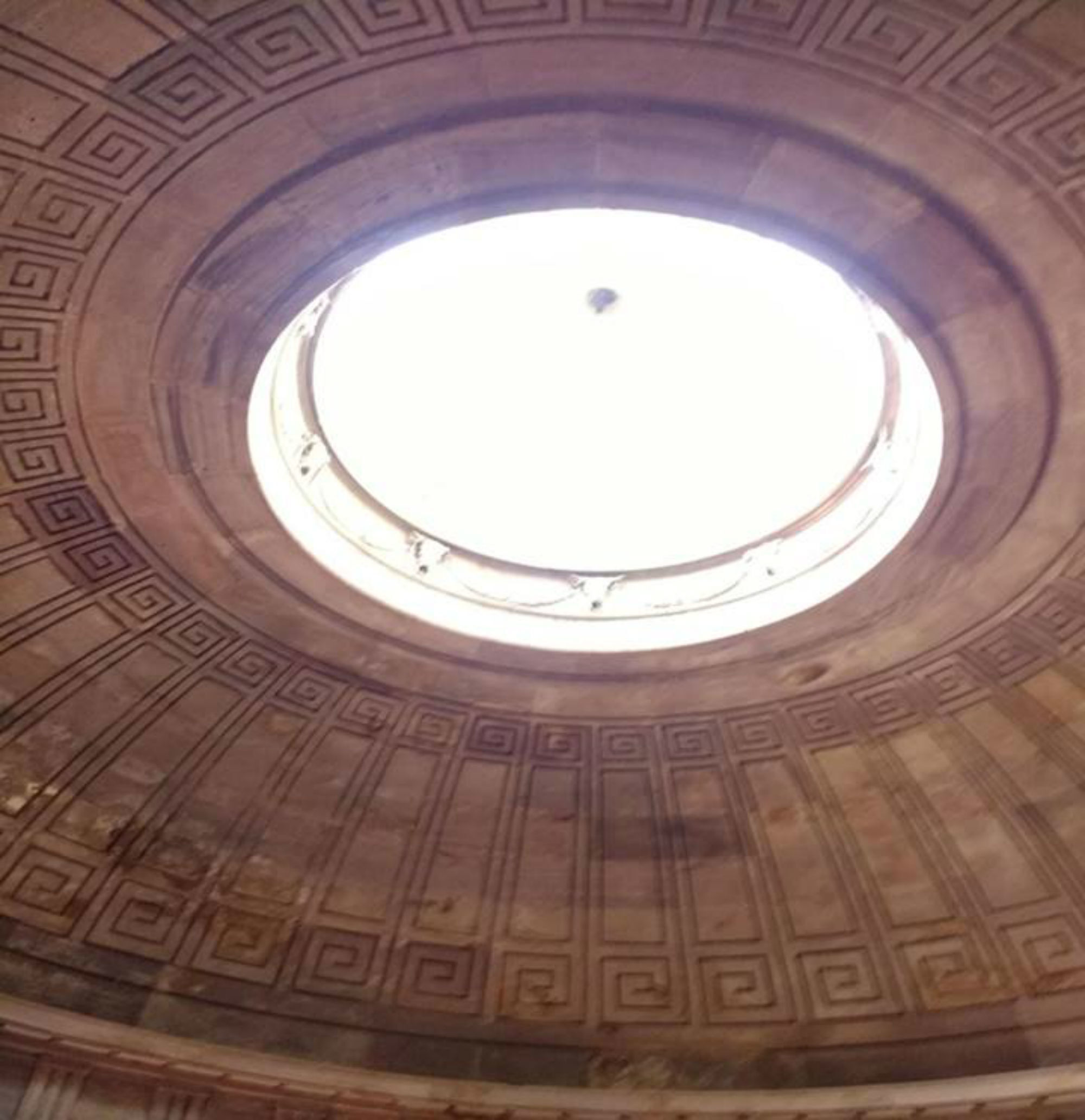 The dome at the top of Burns Monument