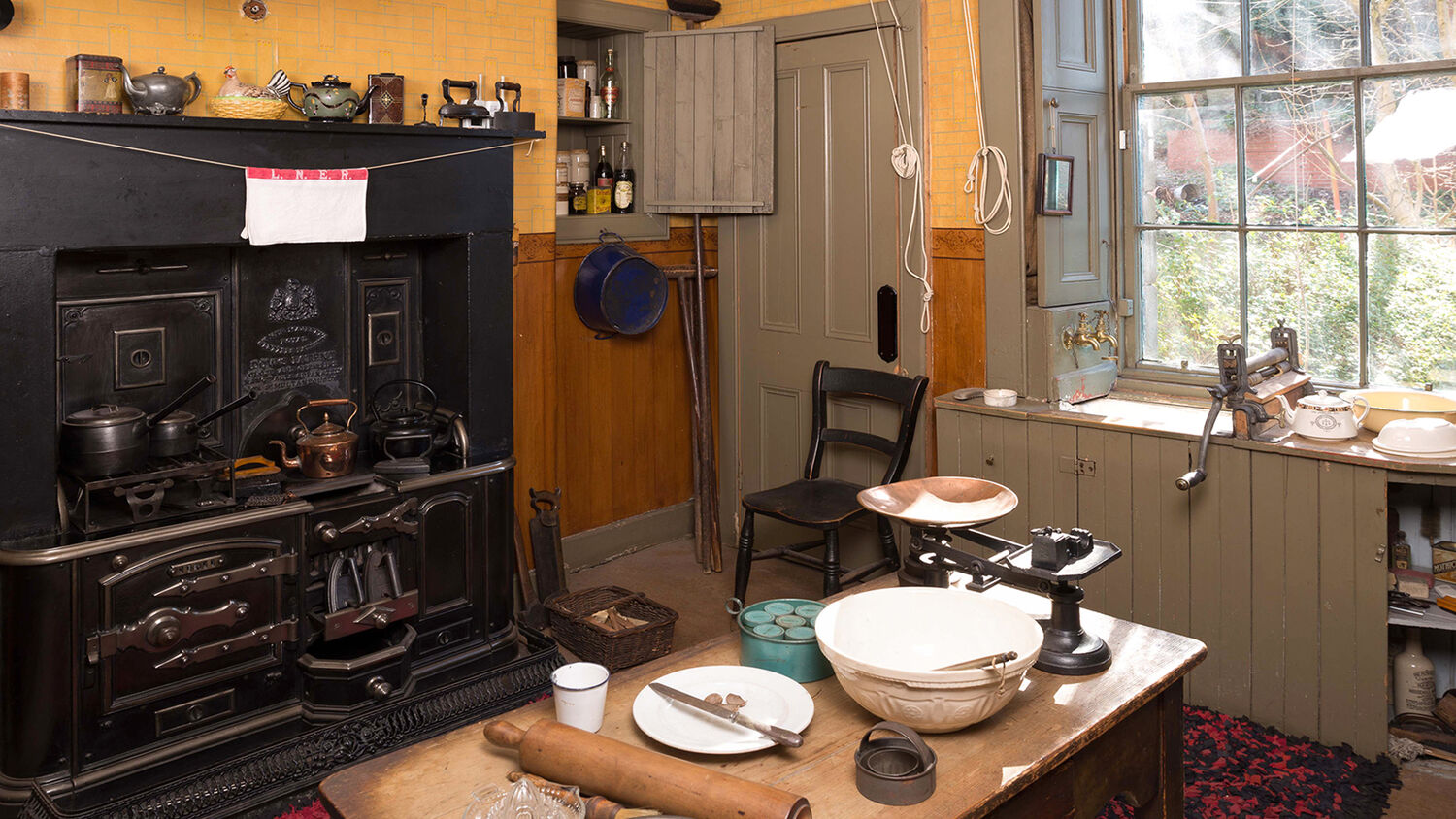 inside of tenement houses