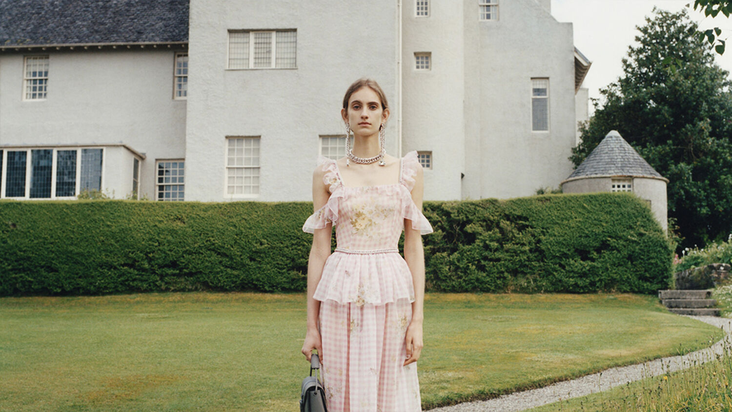 Hill House shines in fashion images | National Trust for Scotland