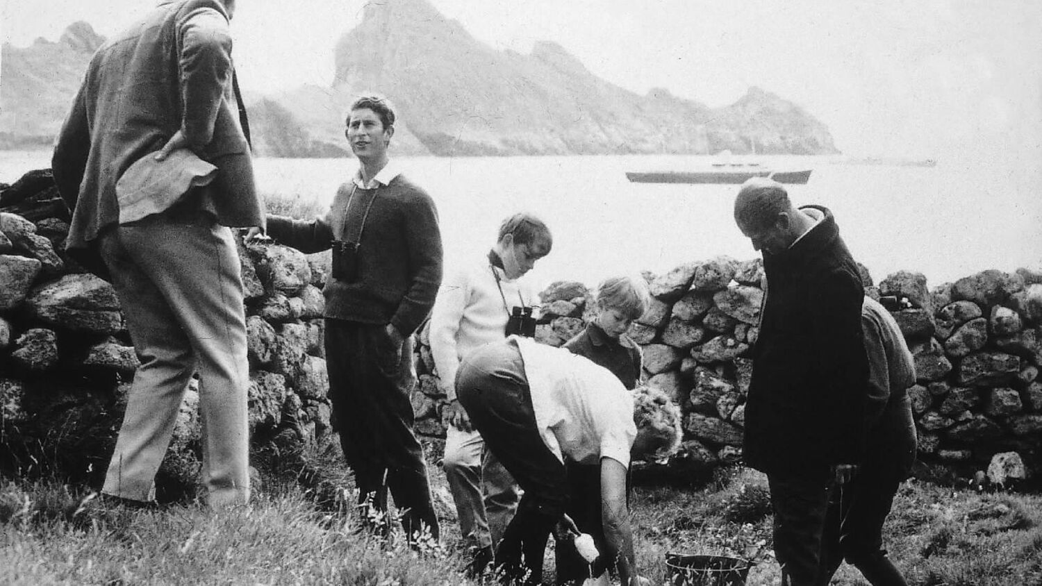 Black and white image of the Royal family visiting St Kilda in 1971