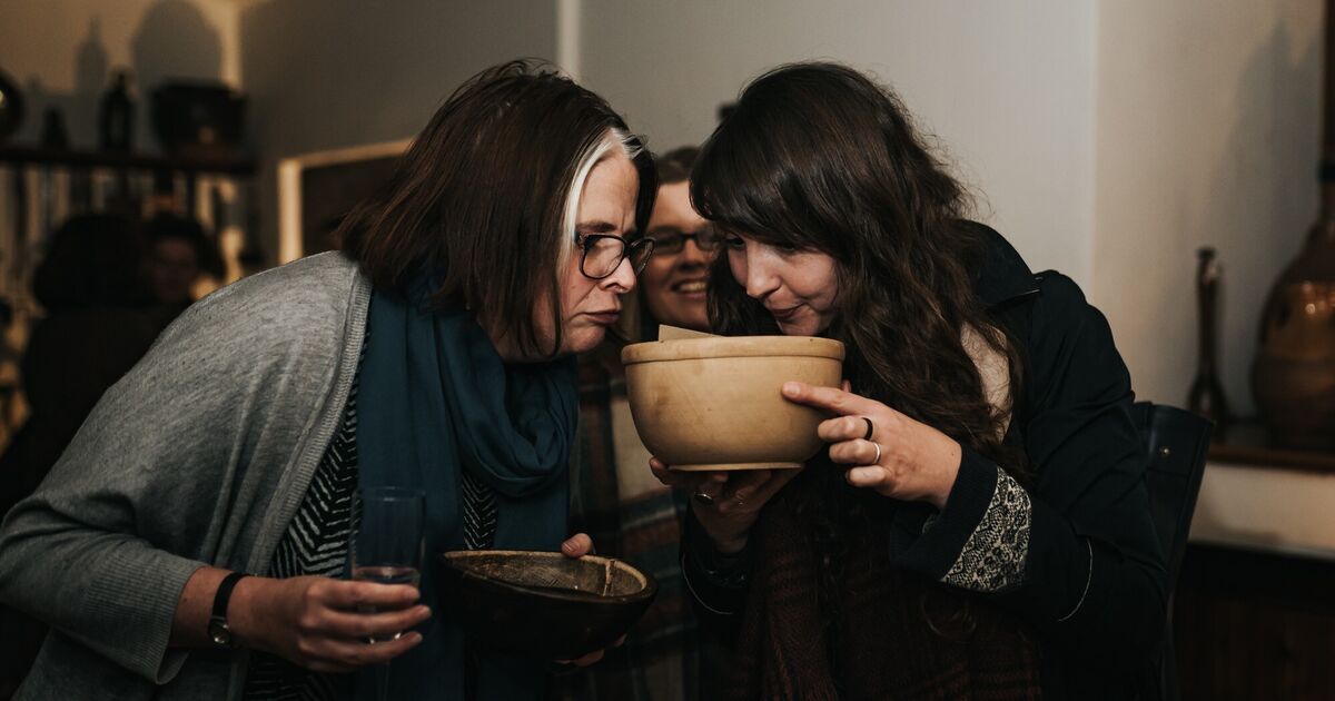 Experiencing Collections at Gladstone’s… National Trust for Scotland